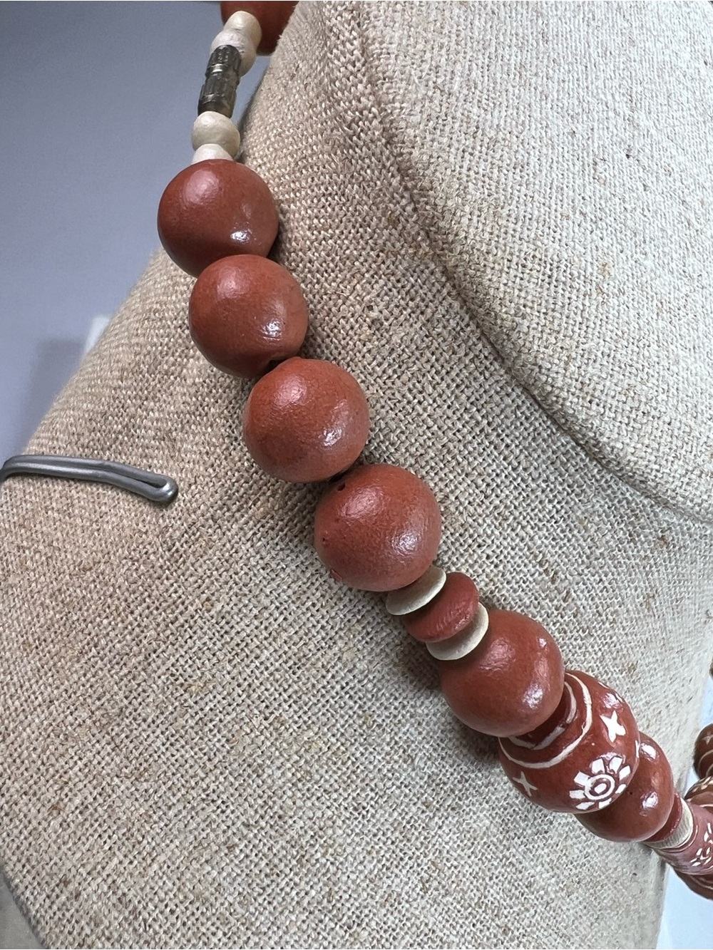 Vintage Terracotta Colored Floral Bead Necklace - Picture 6 of 11